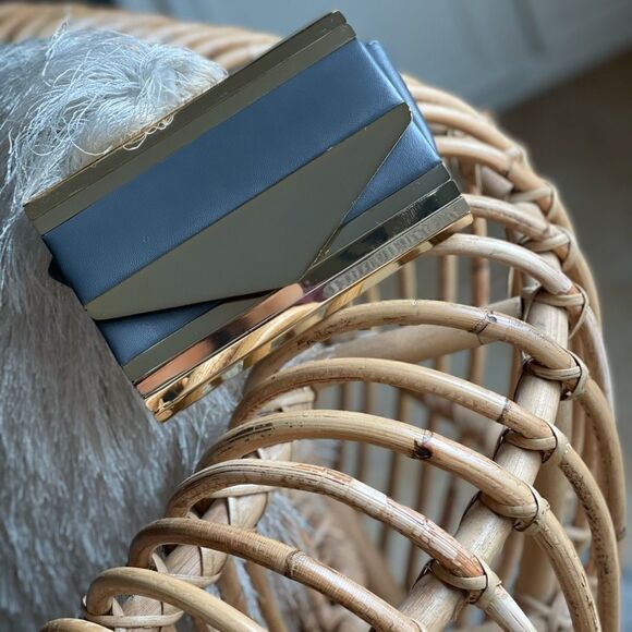 💯Leather and Metal Clutch  - Picture 3 of 5